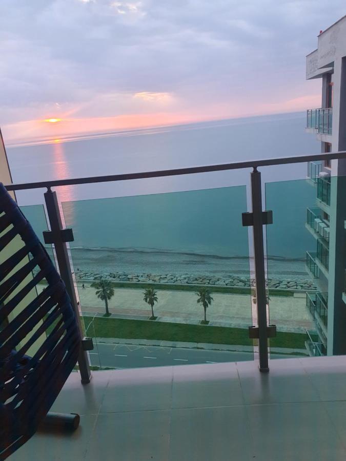 The Fresh Wave Hotel Batumi Exterior photo