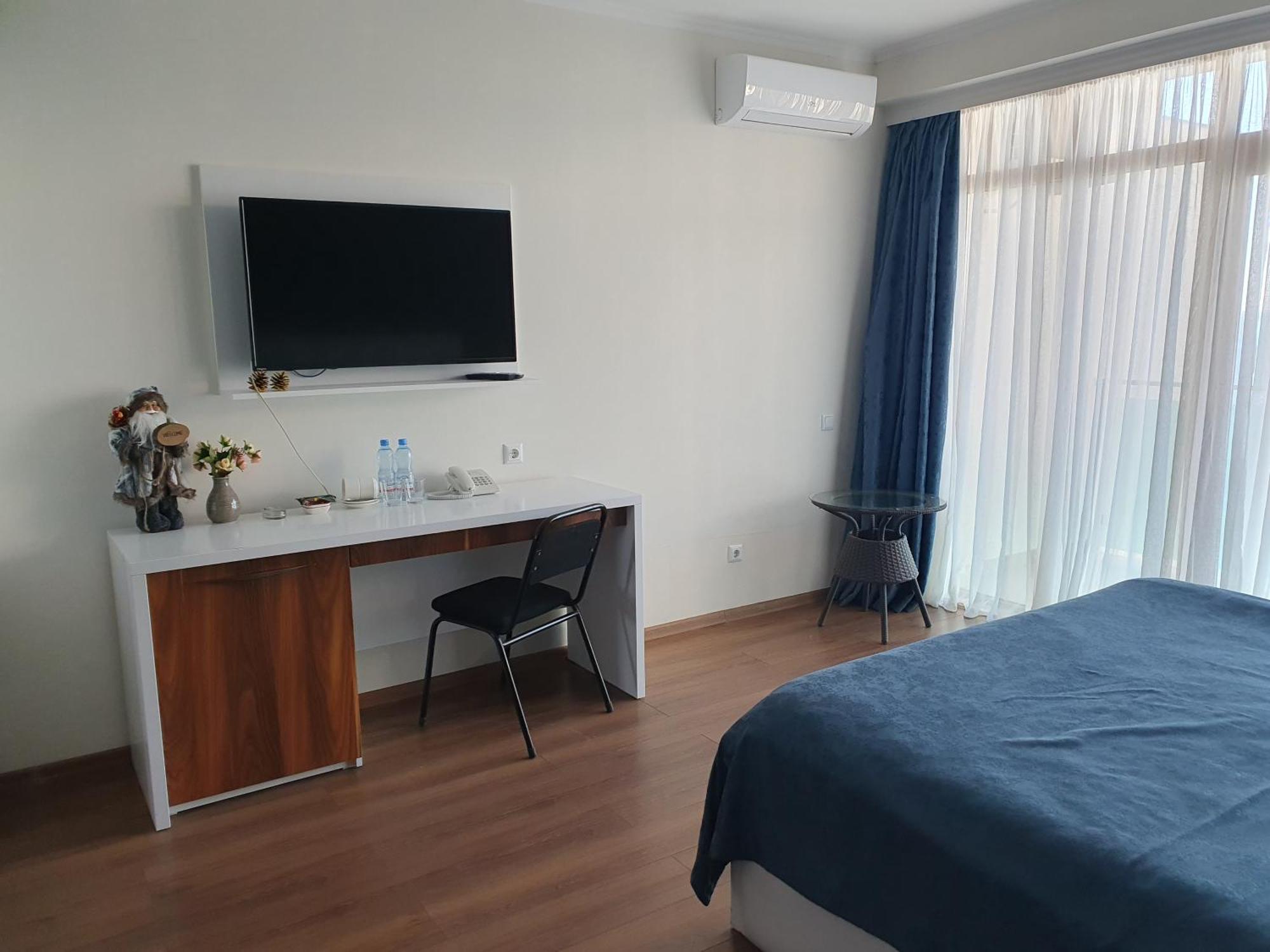 The Fresh Wave Hotel Batumi Room photo